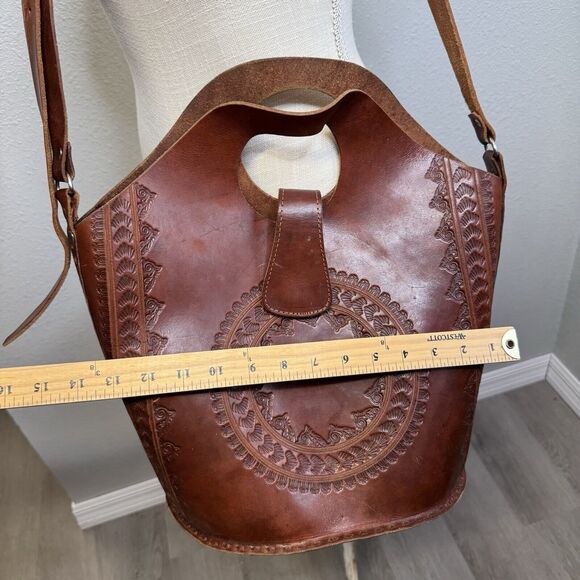 Ladies Genuine Leather Crossbody Purse Round Hand Embossed Mexican Bohemian - Picture 7 of 9